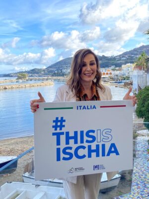Turismo: Santanchè presenta #ThisisIschia, la campagna per rilanciare l’isola attraverso gli occhi degli ischitani