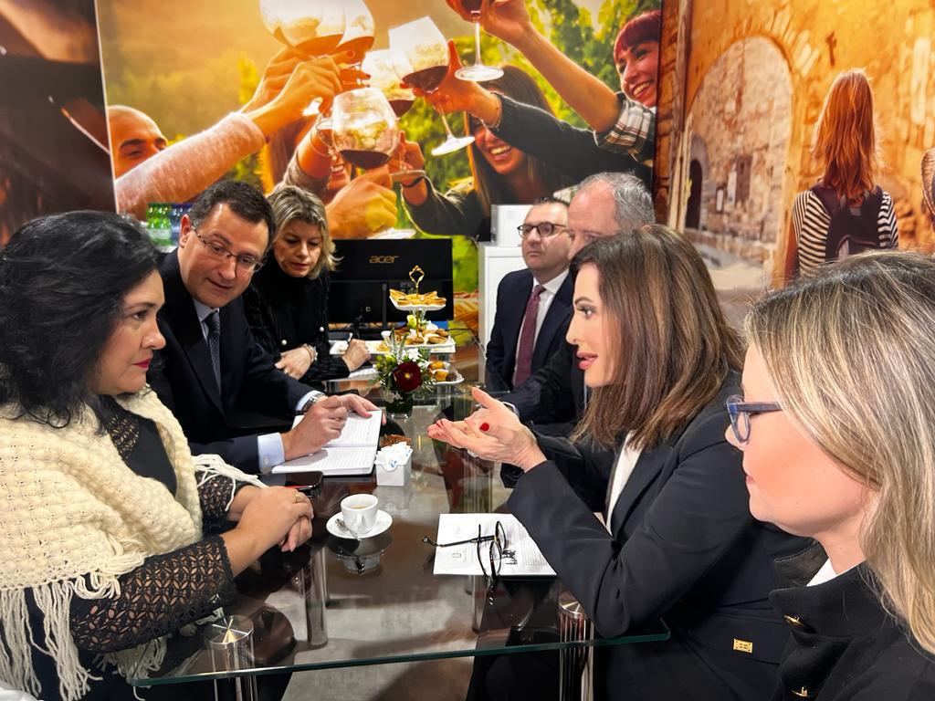 Il ministro Santanchè ha incontrato il ministro del turismo del Paraguay Sofía Montiel de Afara.