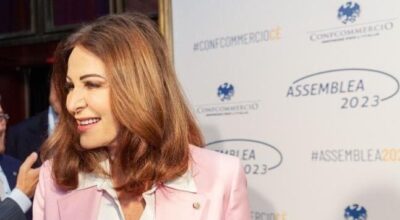 Santanchè: “Sardegna più forte degli incendi, l’isola è bella tutto l’anno” | L’Unione Sarda