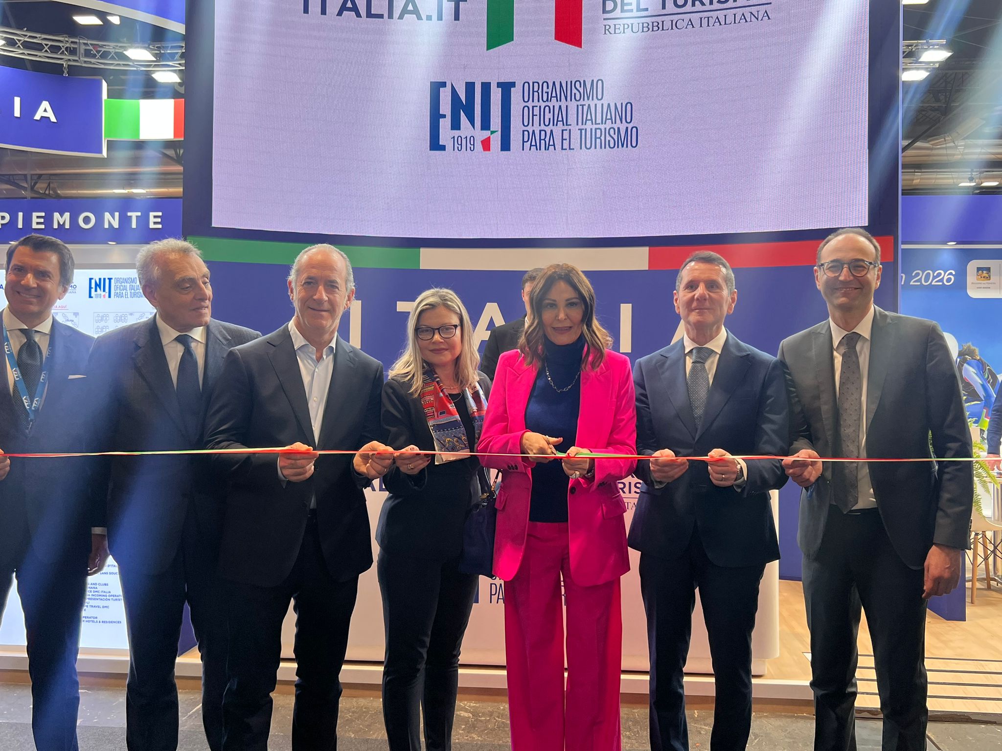 Fitur, Santanchè inaugura padiglione Italia a Madrid: “Appuntamento strategico per il mercato latino-americano”