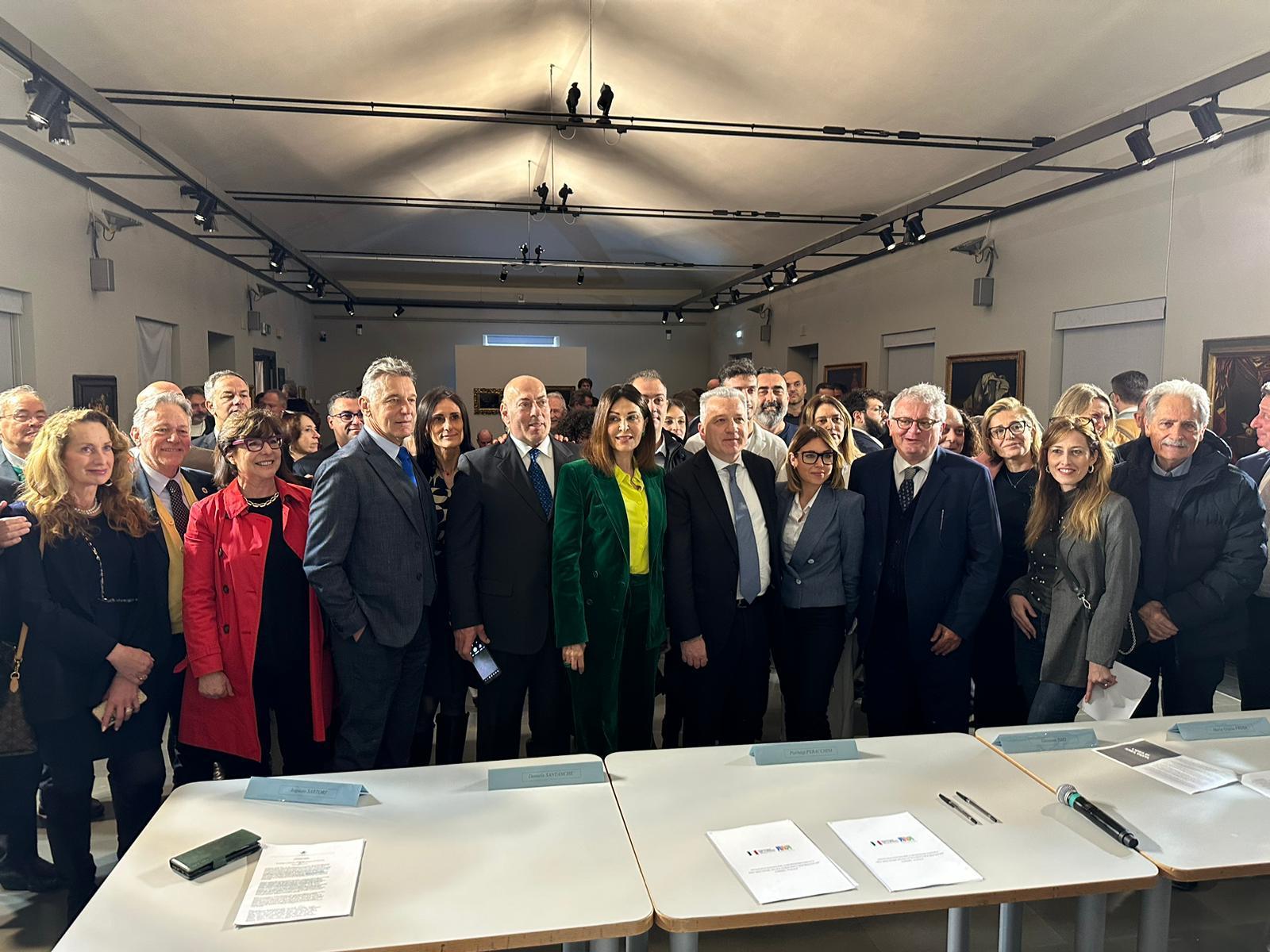 Turismo, Santanchè: Ministero e Comuni firmano Protocollo d’Intesa per il Progetto Area Ligure Apuana