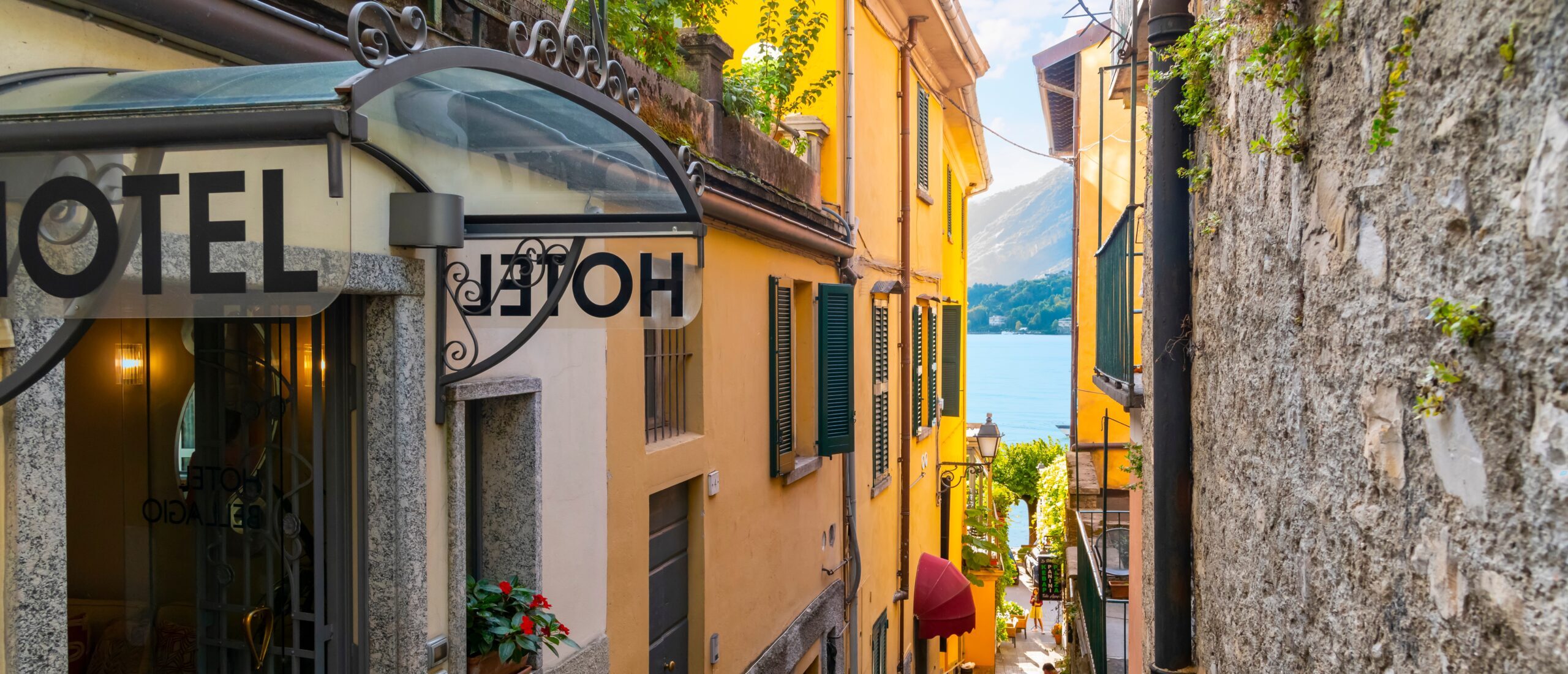 Turismo, la mancia tassata al 5% porta 943 euro a lavoratore