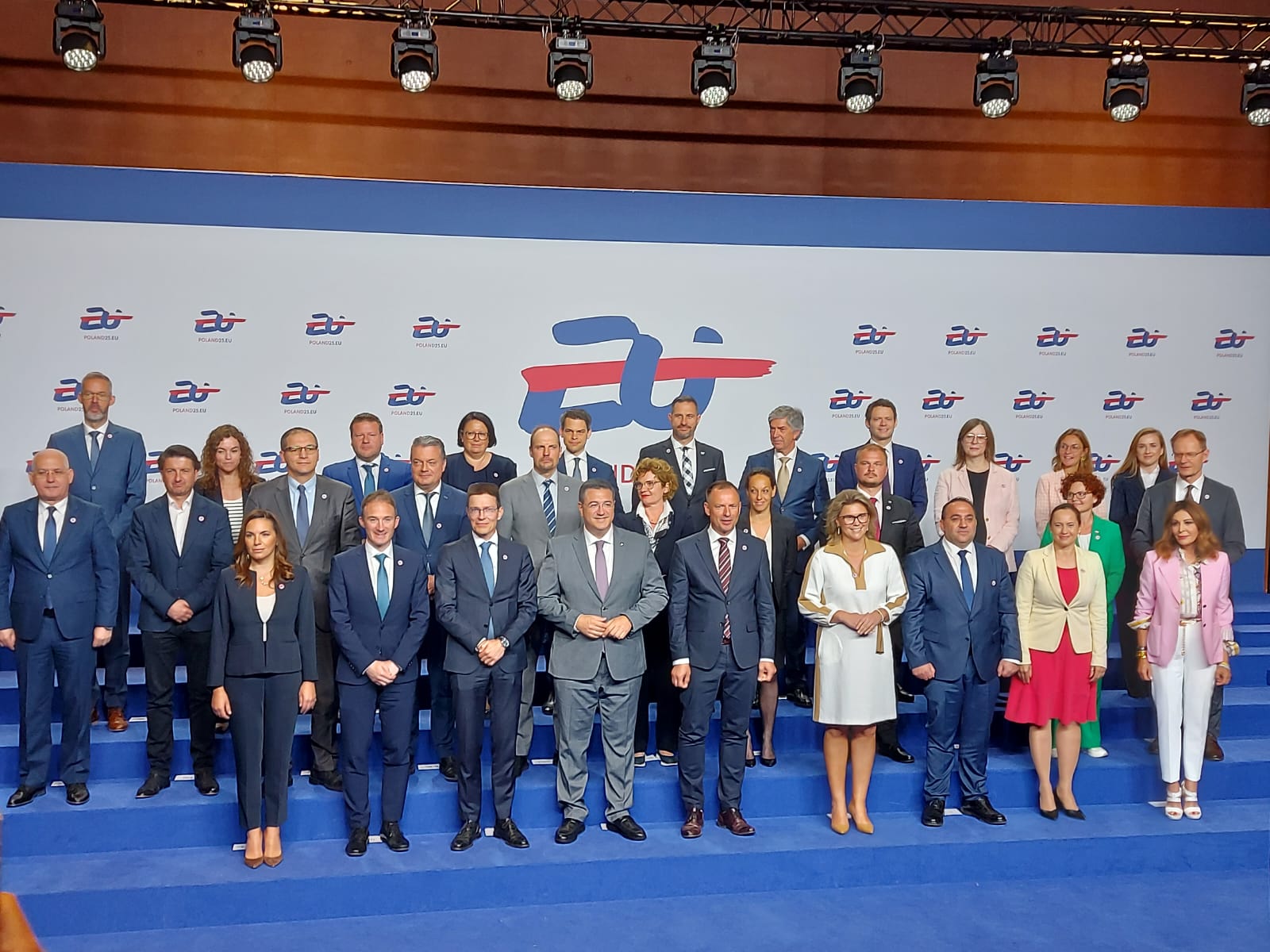 Turismo, Santanchè partecipa alla riunione dei Ministri del Turismo UE a Varsavia