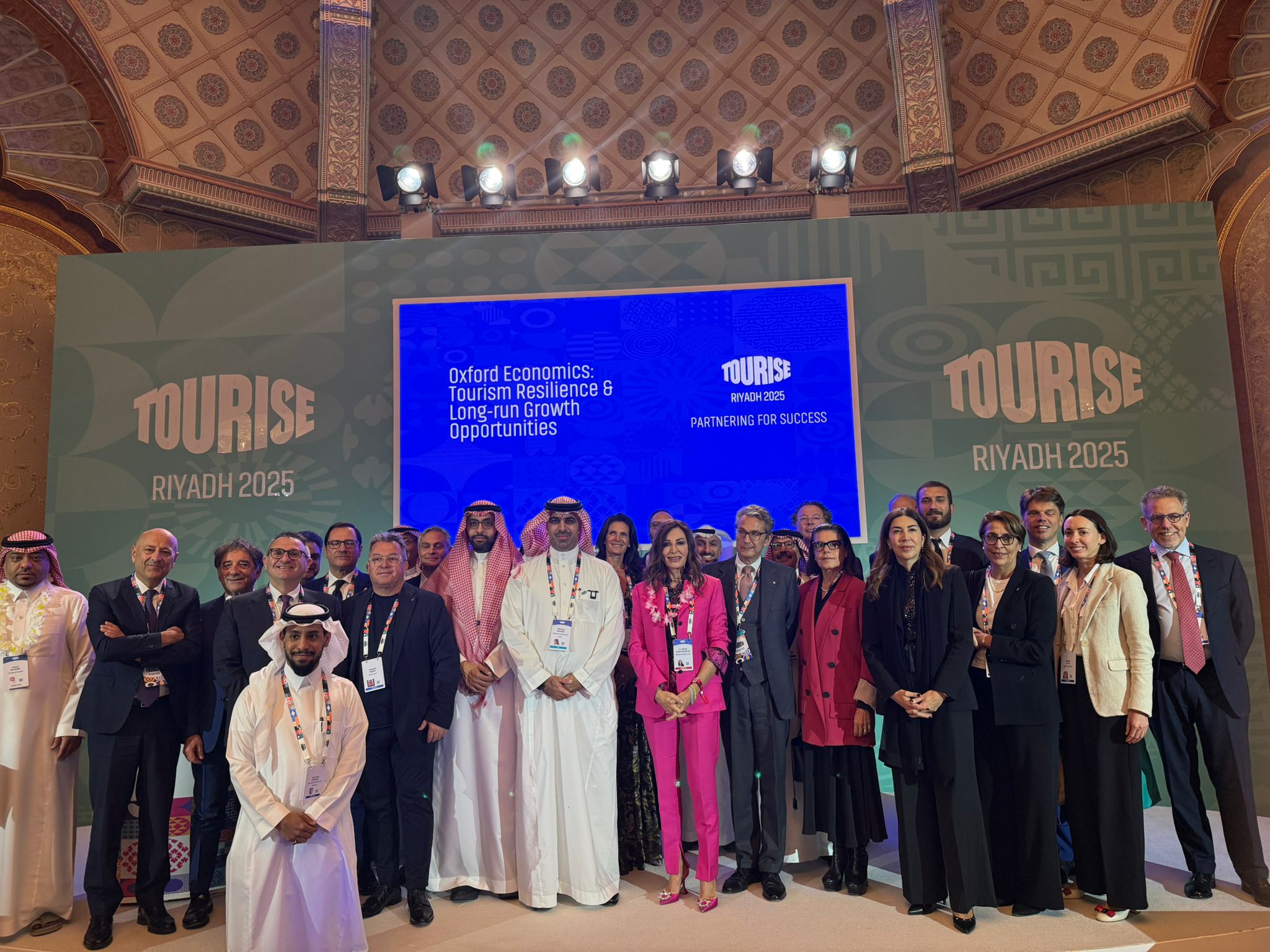 Turismo, Italia leader del settore a Riad. Santanchè: “Missione strategica per favorire investimenti nel comparto”